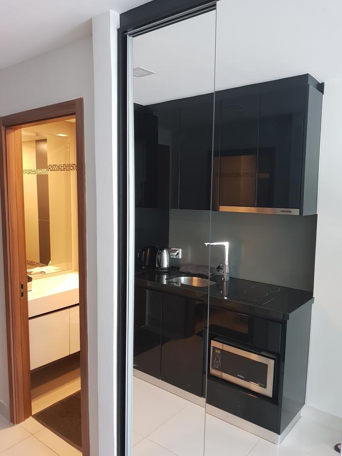 Club Royal Suites Pattaya Exterior foto